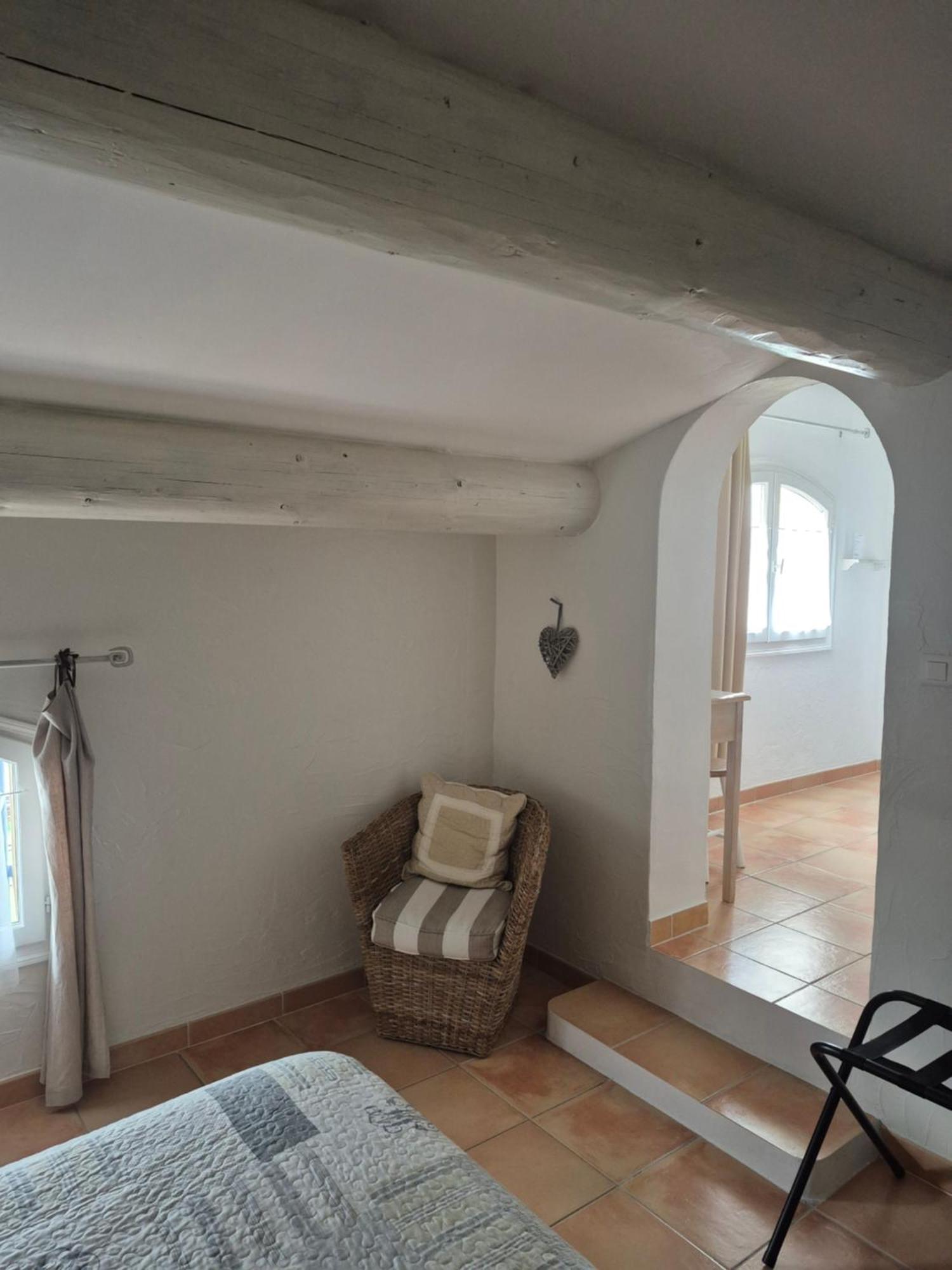 Mas Clement - Chambre Et Table D'Hotes LʼIsle-sur-la-Sorgue Eksteriør bilde